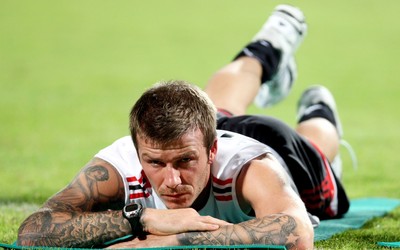 百博体育快讯-内马尔欧冠制造点球